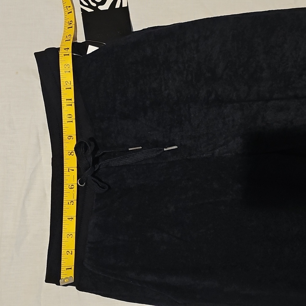 Soho Apparel Women's Large Black Joggers Pants New - Picture 5 of 10